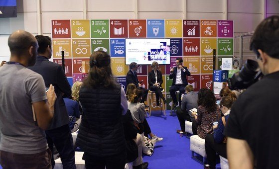 Portugal quer mais igualdade salarial para mulheres que atuam em áreas da ciência